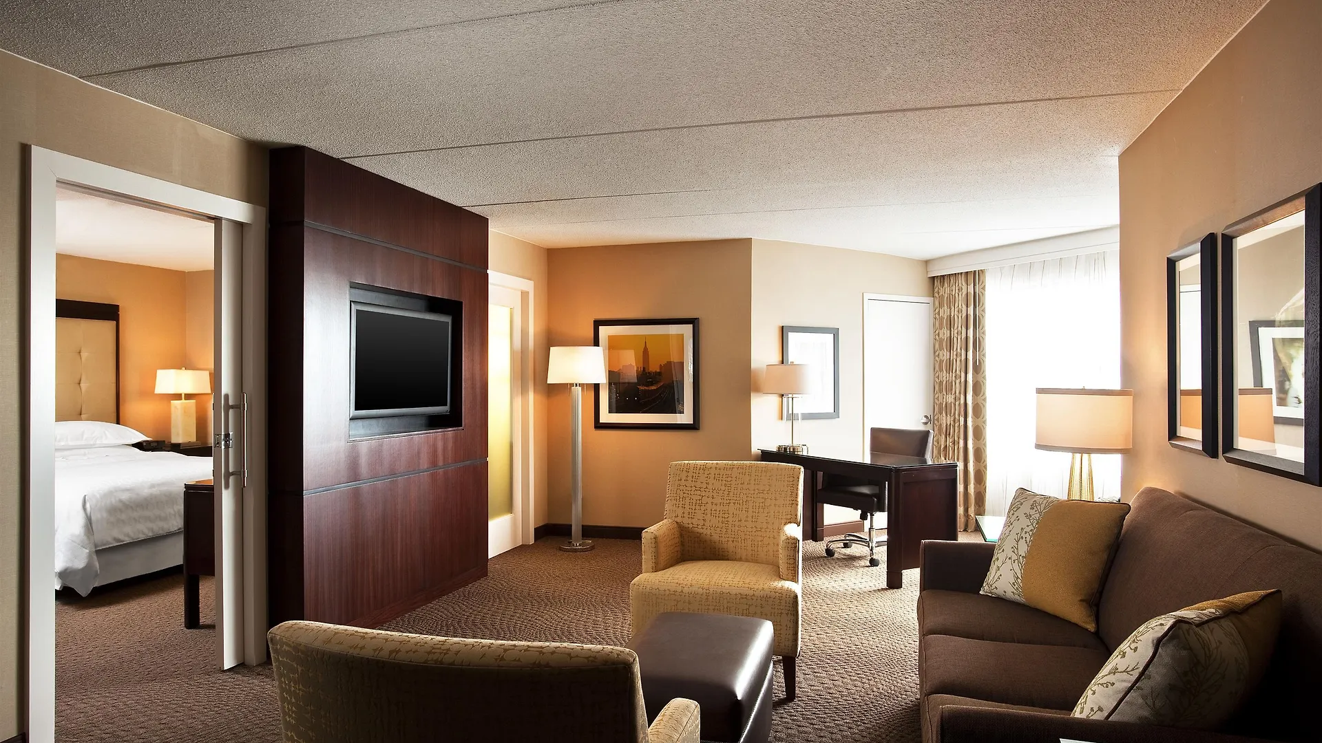 Sheraton Parsippany Hotel 4*,